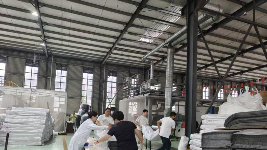凌晨11点，一条"已读不回"的询盘，让我意外谈下30万美金
