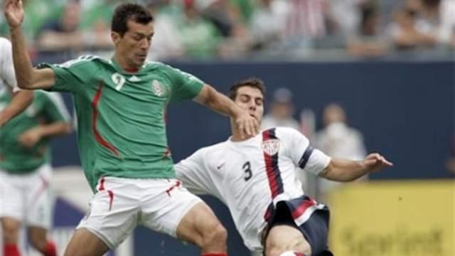 能斩获世预赛金靴，却在英超打不上主力，沙漠之狐照样受限于体系