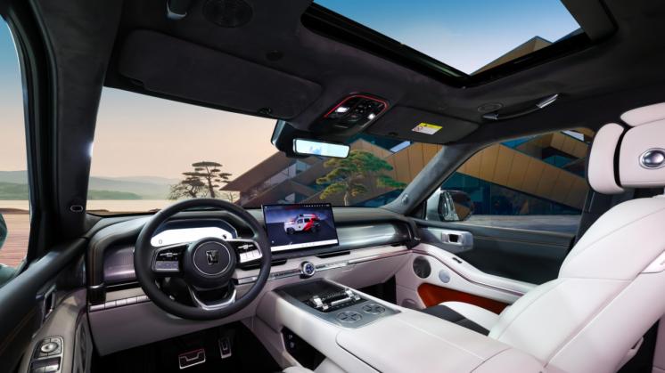 不做硬派SUV偏科生！豪华越野里子面子全都有，全新坦克700做到了