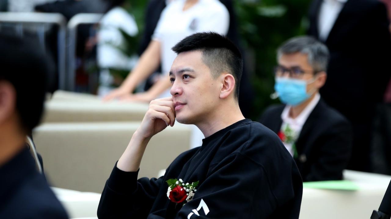 CBA四消息！曾凡博旧伤复发，邱彪又被罚款，辽篮下场可能双外援出战