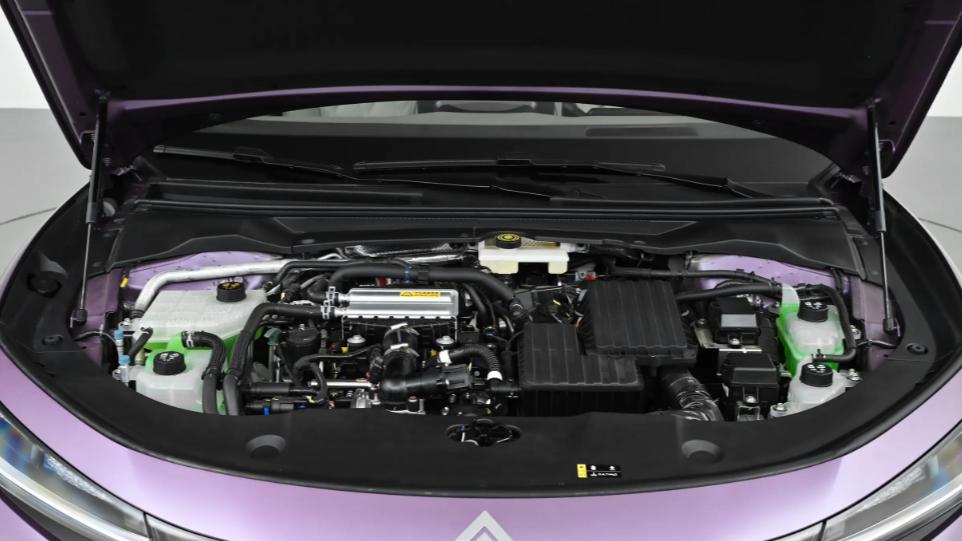 买不起尊界S800？就买昊铂A800，16.48万起就能享受高级驾乘