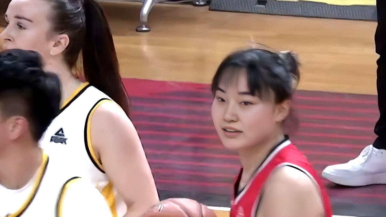 铁血防守，硬拼致胜，丁奕可率一帮02后青年军掀翻广东