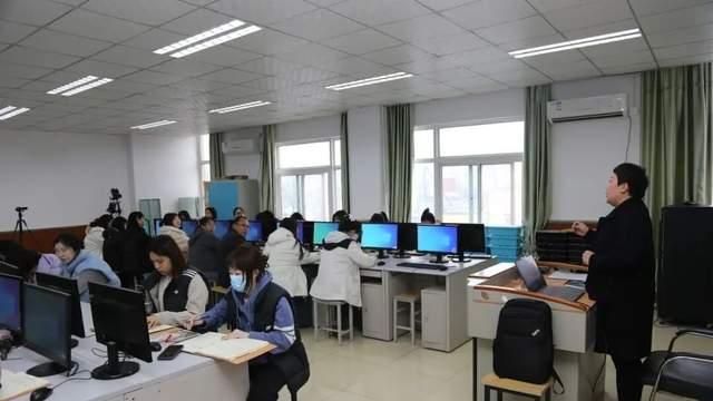 北京市昌平区平西府中心小学开展AI赋能教育教学专题培训活动