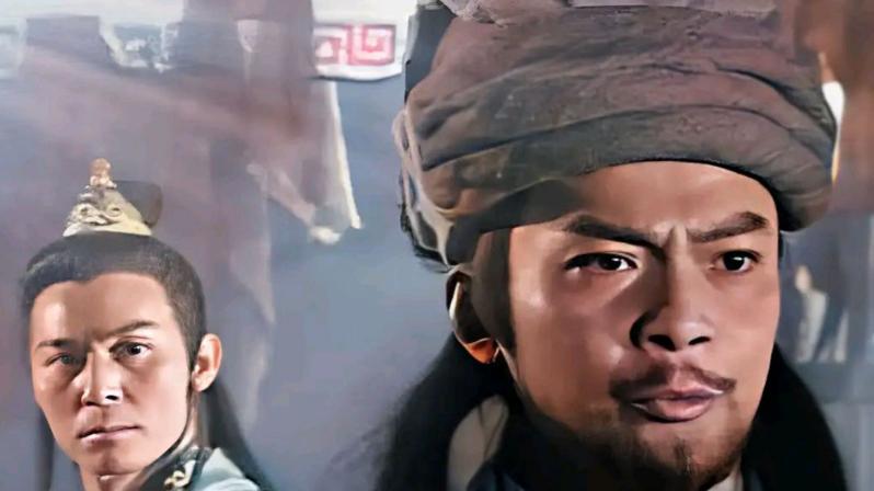 金庸为何一定要写死萧峰？你把他和慕容复的外号连在一起，就懂了