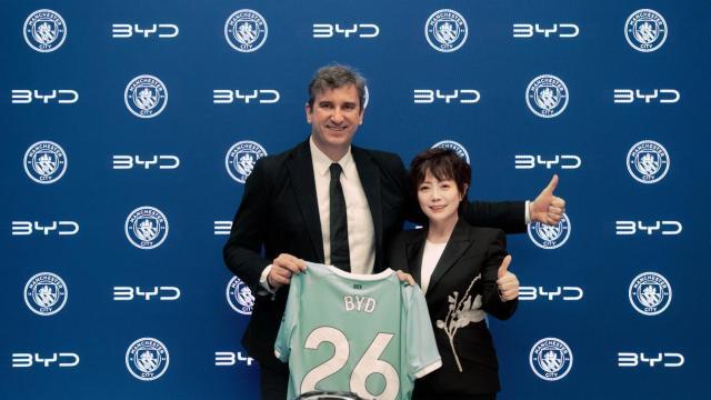 比亚迪正式成为曼城足球俱乐部官方合作伙伴