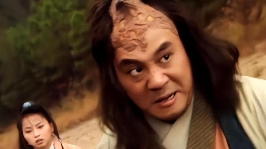 金庸为何不敢写游坦之的结局，你看他大难不死，与谁生下了洪七公