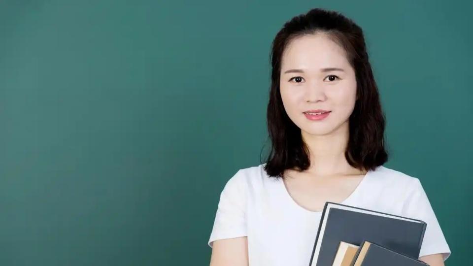 3年内37%面临转岗，初中教师该如何提前做好生涯规划？