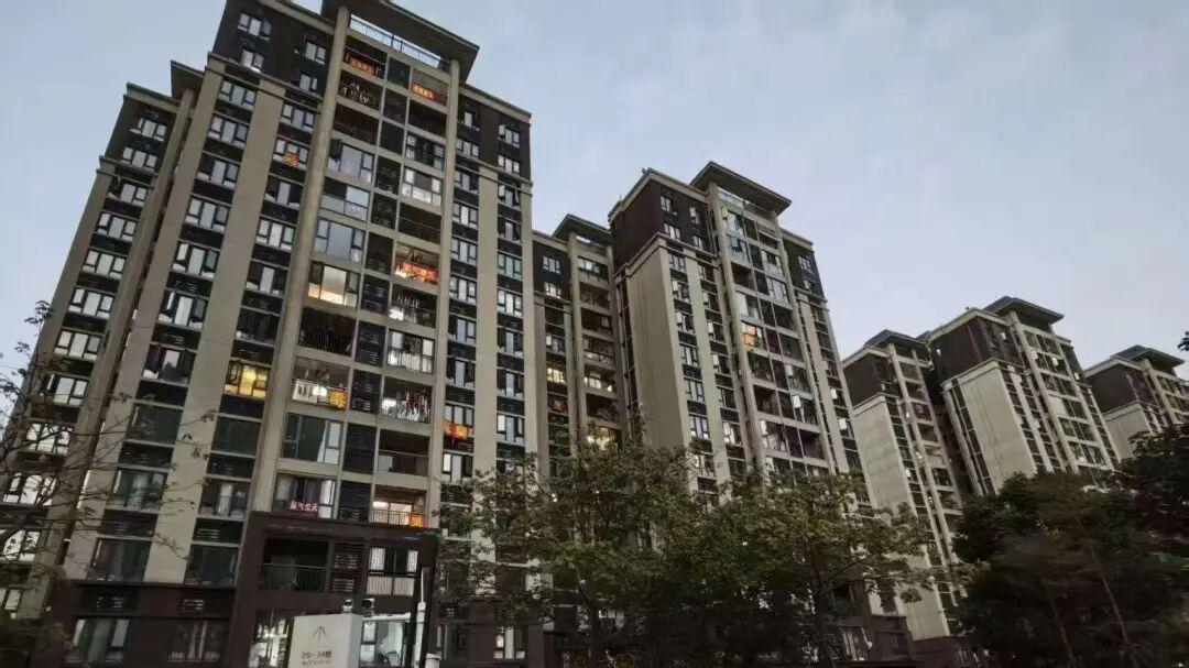 广州小区污水厂臭气整改后飘神秘香气，环保部门开出百万罚单