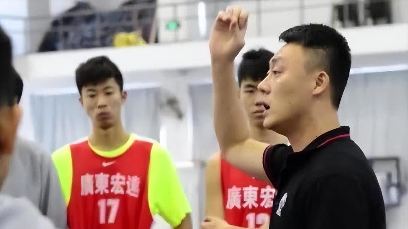 广东男篮新任主教练浮出水面！国字号少帅，也是宏远出品