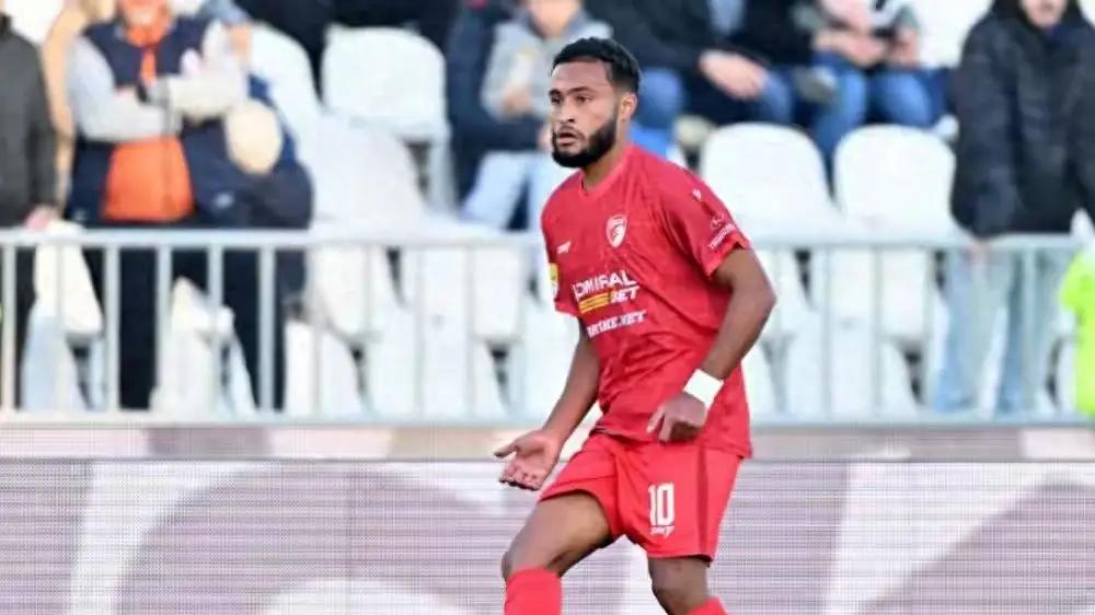 武汉三镇敲定新援：27岁边锋贝维斯即将加盟，性价比很高