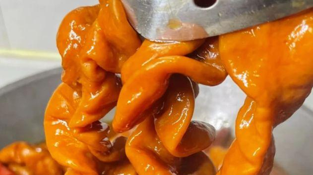 不浓不重，只讲一个 “透” 字，这才是湘味卤小肠