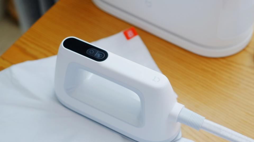 出门前2分钟，让衣服体面如初！米家熨烫机2体验