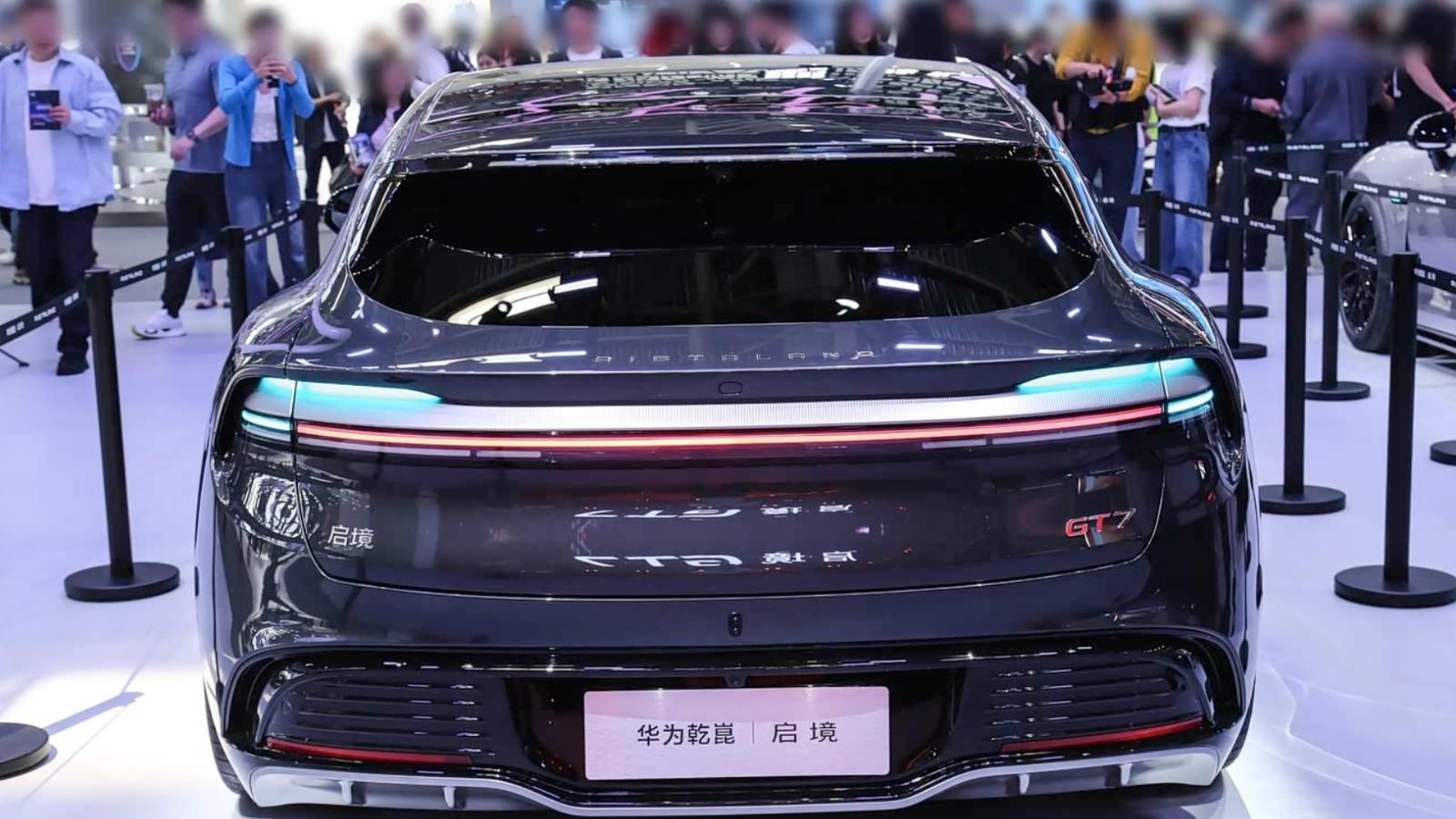 极致驾控+全维智能，广汽启境GT7携手华为重塑长途出行新体验