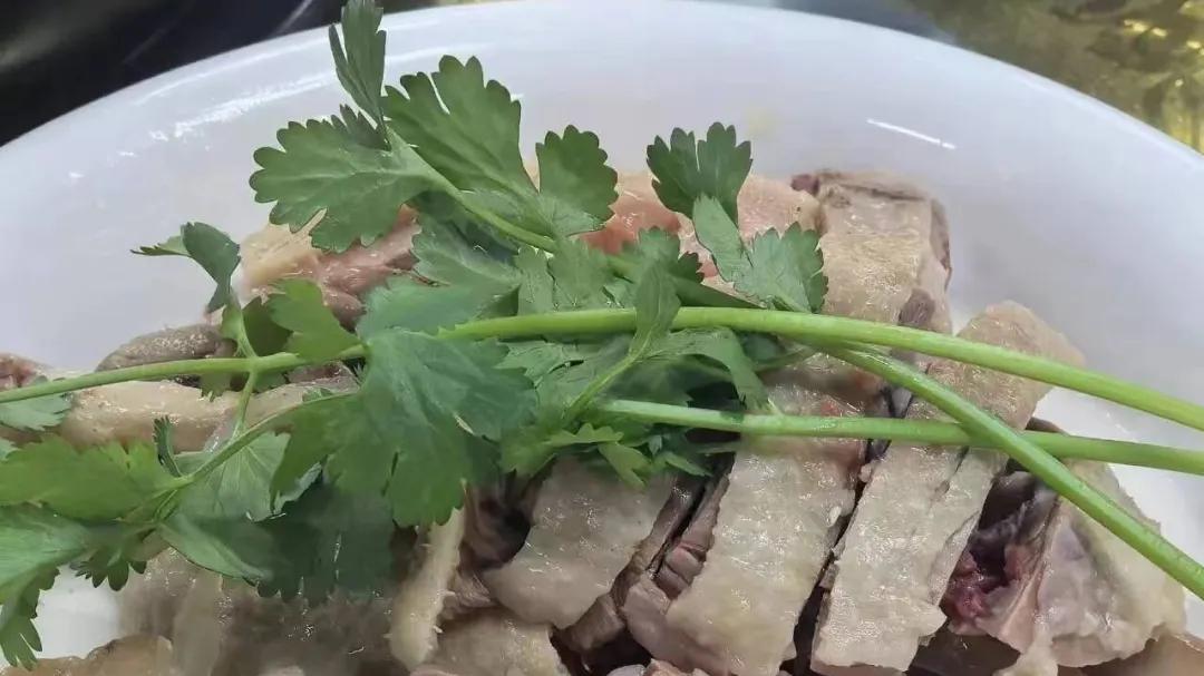 太讽刺：海南人天天吃鸡，为何火的是顺德莫氏鸡煲？