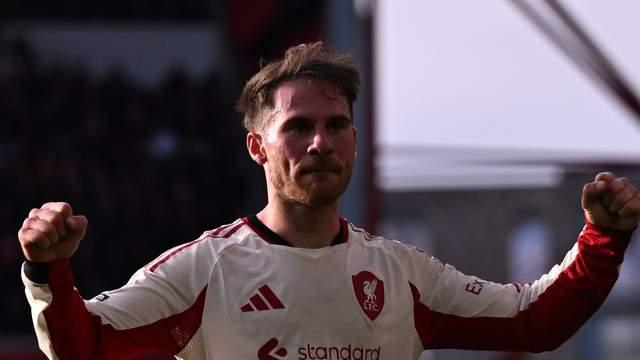 1.1亿先生临阵伤退，麦卡一剑封喉！96分钟绝杀，利物浦客场复仇