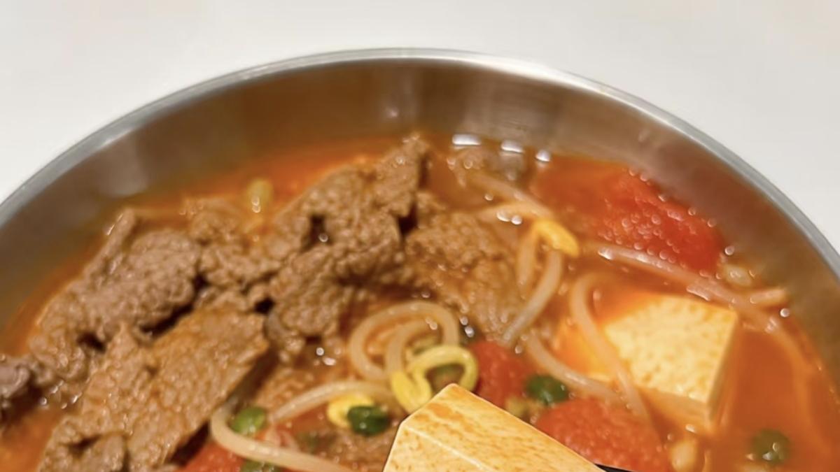竟然有那么好吃的豆腐肥牛番茄汤