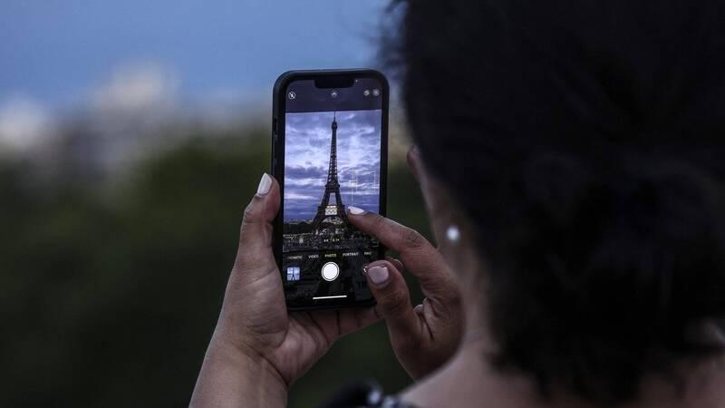 出国旅行谨防扒手！手机成窃贼新目标，西班牙成“重灾区”