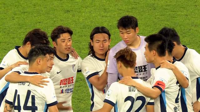 6-5，大连英博点球淘汰中乙队 朱鹏宇造点+主罚命中 没外援差距不大