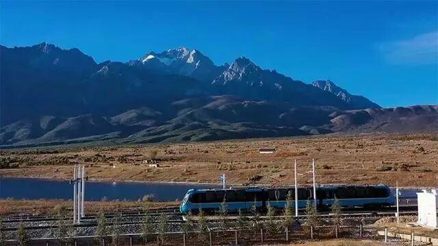 投资30亿，日均客流不足500，丽江观光有轨电车面临停运风险