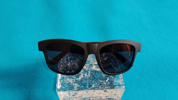 拒绝品牌溢价！飞雅FIYA F1智能眼镜：49元，解锁AI+运动双buff