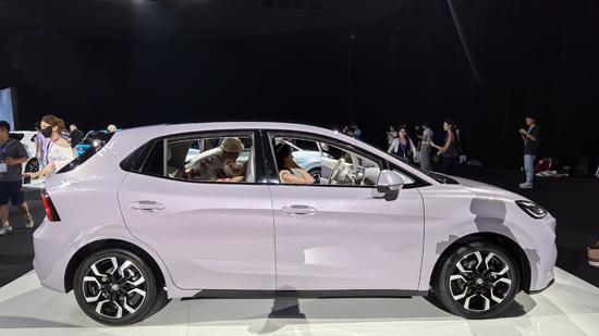 全新MG4开启预售 预售价7.38-10.58万元