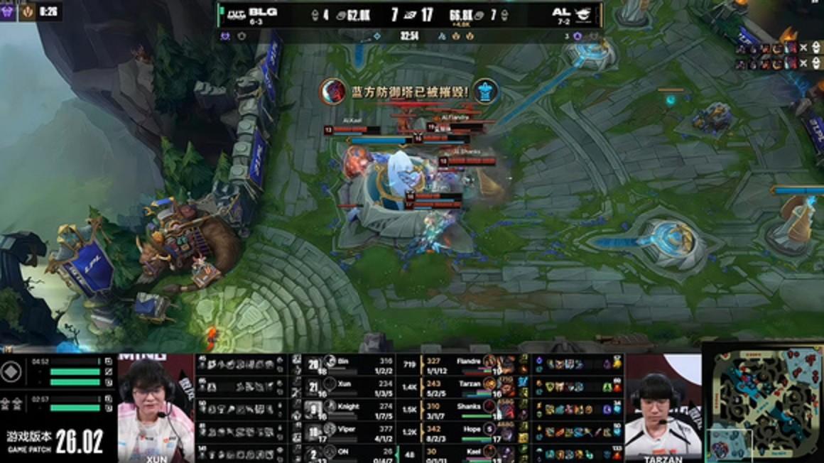 AL让一追二斩BLG！BLG手握大龙优势，ON巴德闪现先手送头直接崩局