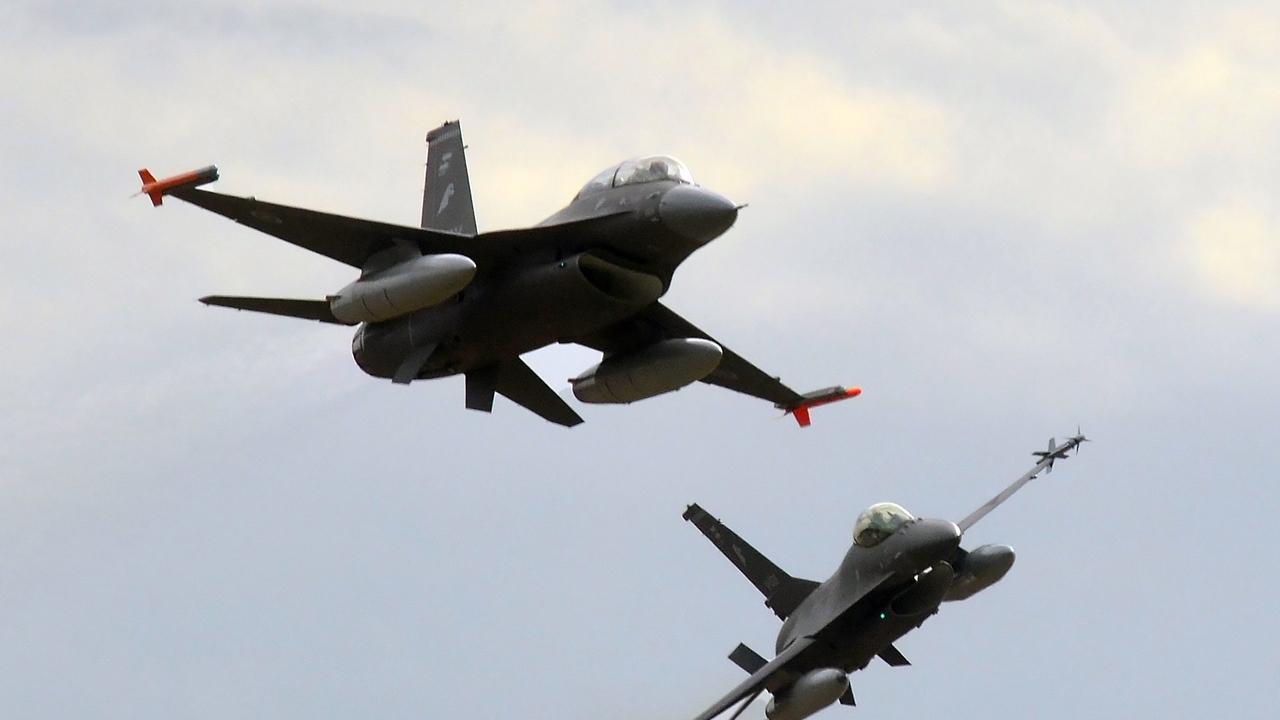 劲爆！伊朗宣称再次击中一架美军F-16战机，美国丢人丢大了，美军神话早已破灭