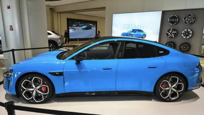 新一代小米SU7已经到店，4月就能提车