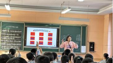 信阳市琵琶山学校甘金凤：立德树人严律己 精研深耕玉始成