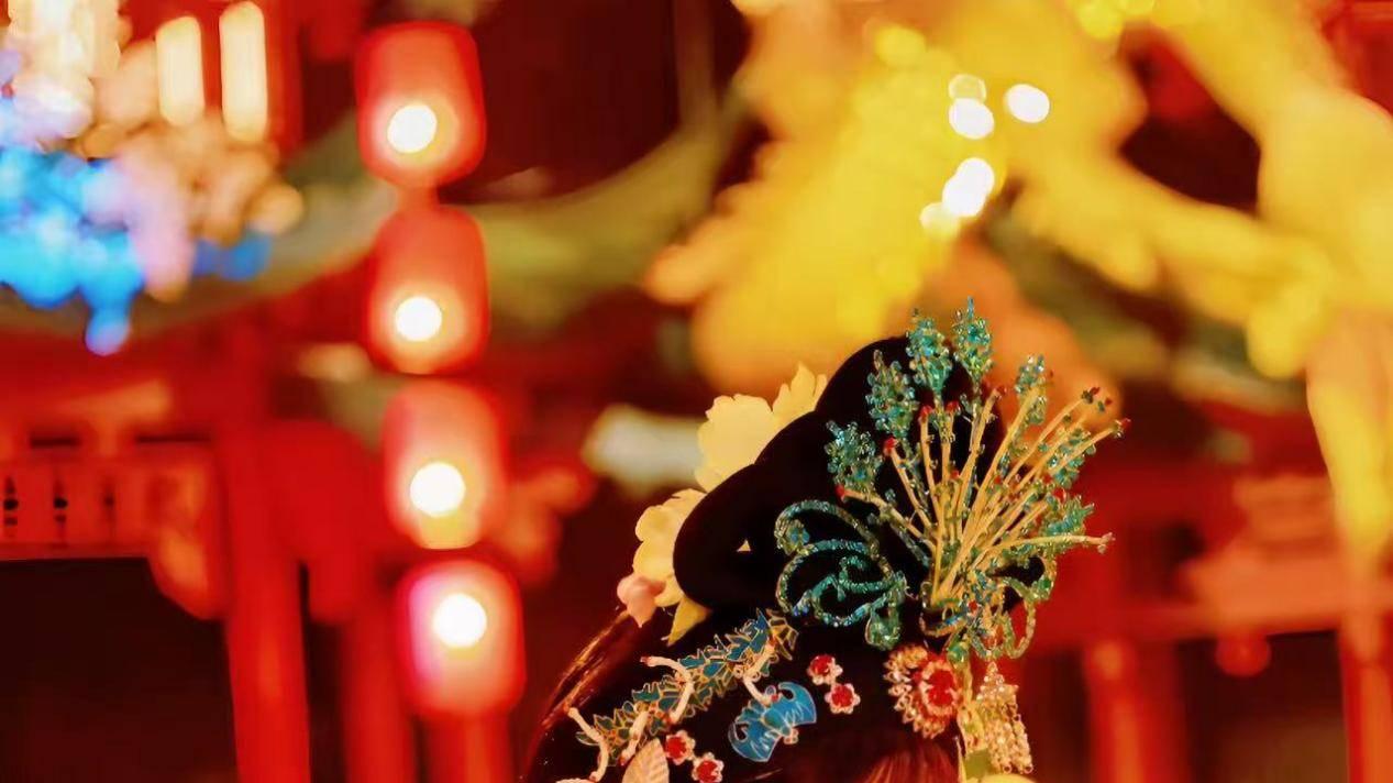 巴特尔：苦水里的糖，戏台上的魂