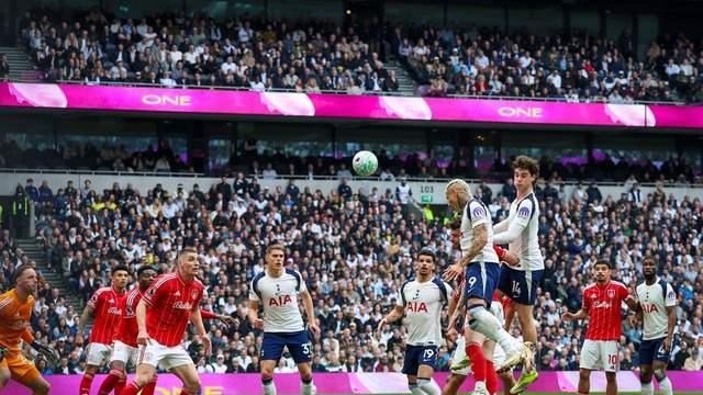 热刺正式跌入降级区，最后7个对手都是绿巨人，没有一个小矮人！