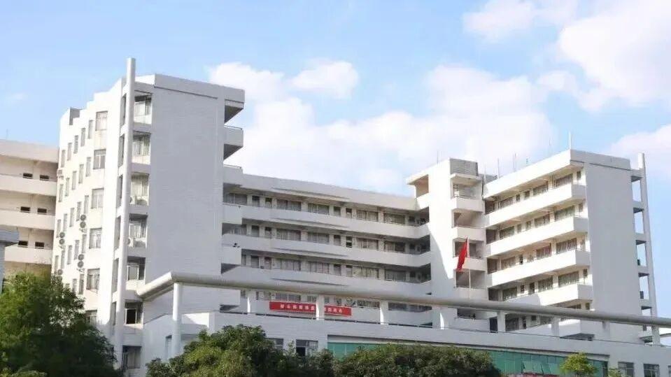 广东轻工职业技术大学就业怎么样？毕业起薪近5000元，广泛选择！