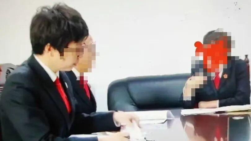 河北一法官冒名上学，查实注销假身份学历后，仍以优秀干部培养
