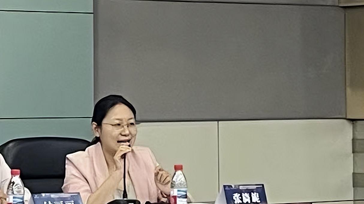 古城中学参加首师大多语种基础学段外语教育研究中心成立大会