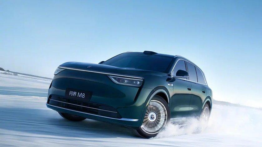 央视新闻《顶级实验室》实测！问界M8以硬核实力守护冬季出行