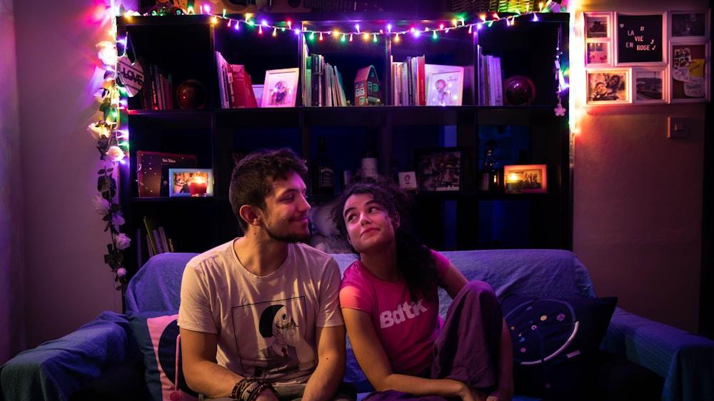 意难平心理学：为什么别人的分手，能让我们气成这样？