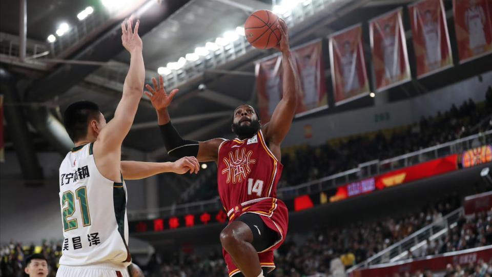 险胜辽宁！山西赢球最大功臣，不是迪亚洛，36岁老将击碎离队谣言