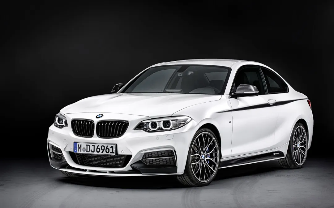 宝马降价大甩卖，但年轻人已经不迷信老派豪车了