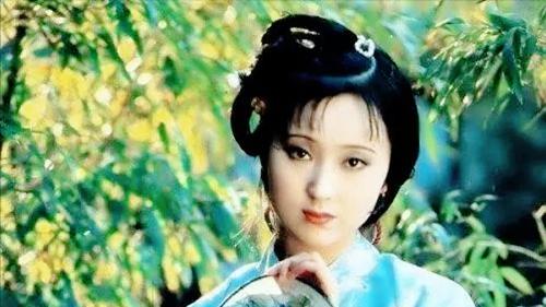 从故宫白玉到红楼群芳：《贺花神》十二花神都有谁？有何典故？红楼梦里谁是十二月令花神？