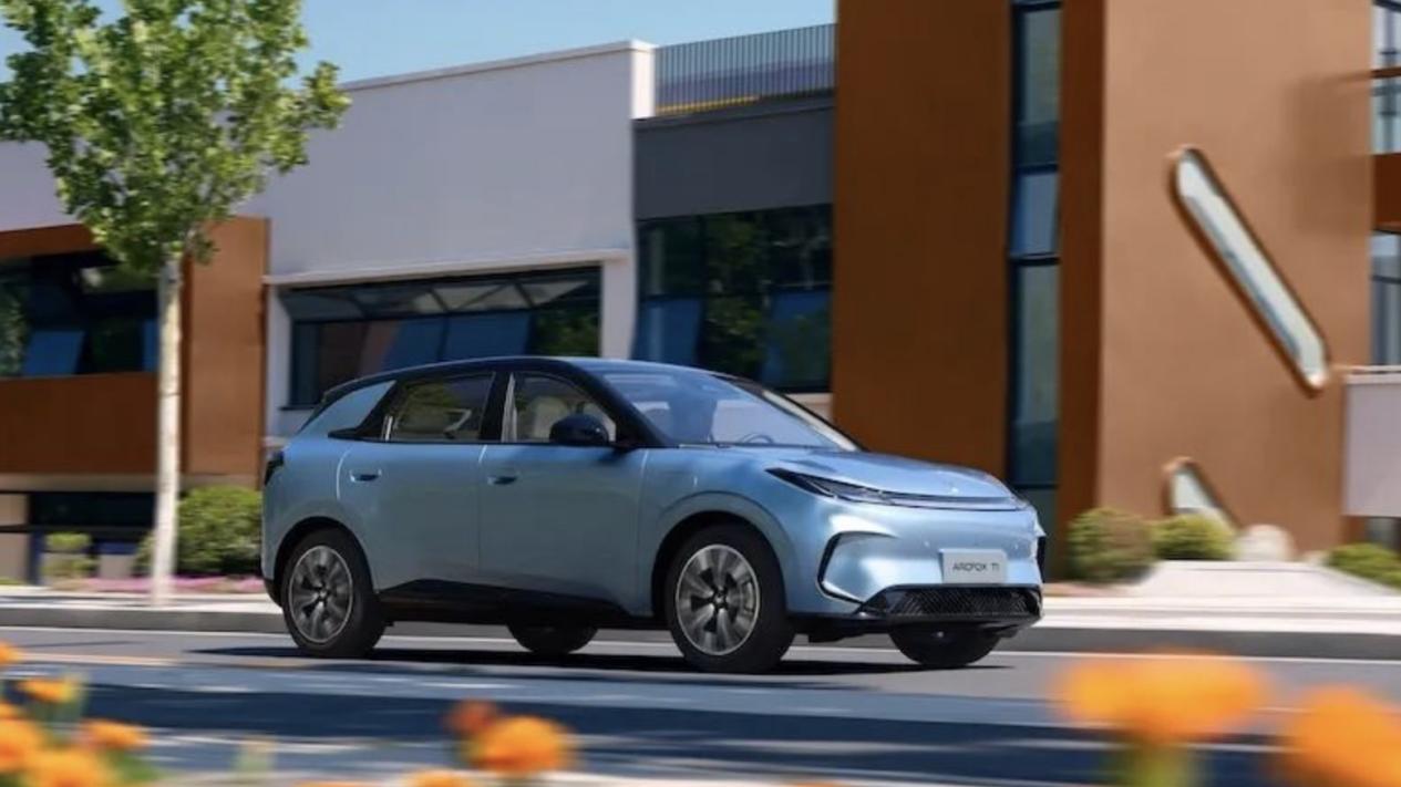 北汽极狐以高端科技赋能入门市场：解码极狐T1的产品哲学