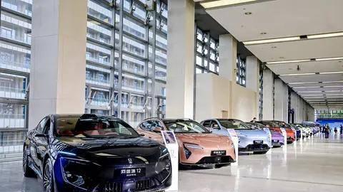 中国长安发布“1445”全球战略十年两步走，目标世界一流汽车集团