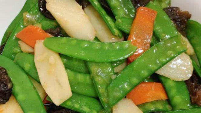 夏日没胃口？重庆荷塘小炒，清爽不辣越吃越香