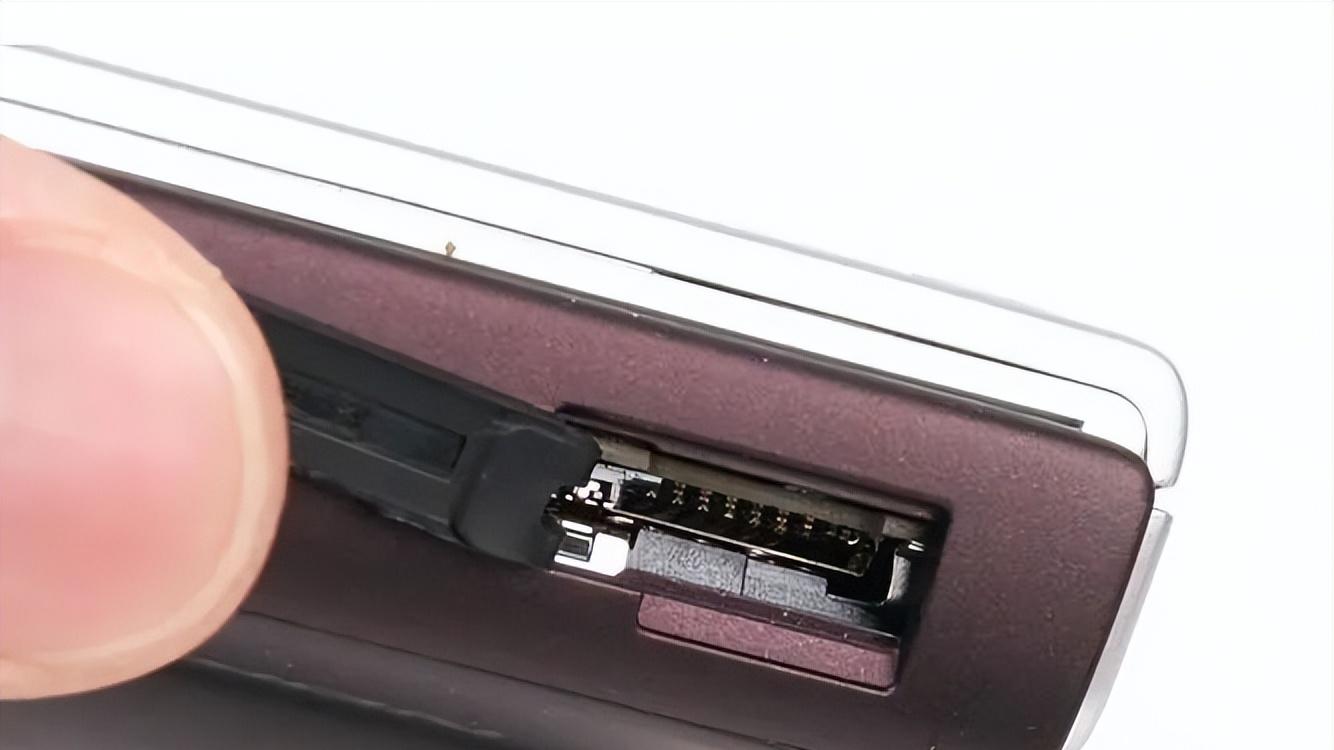 新诺基亚N95，炸裂设计太狠了，这谁顶得住！