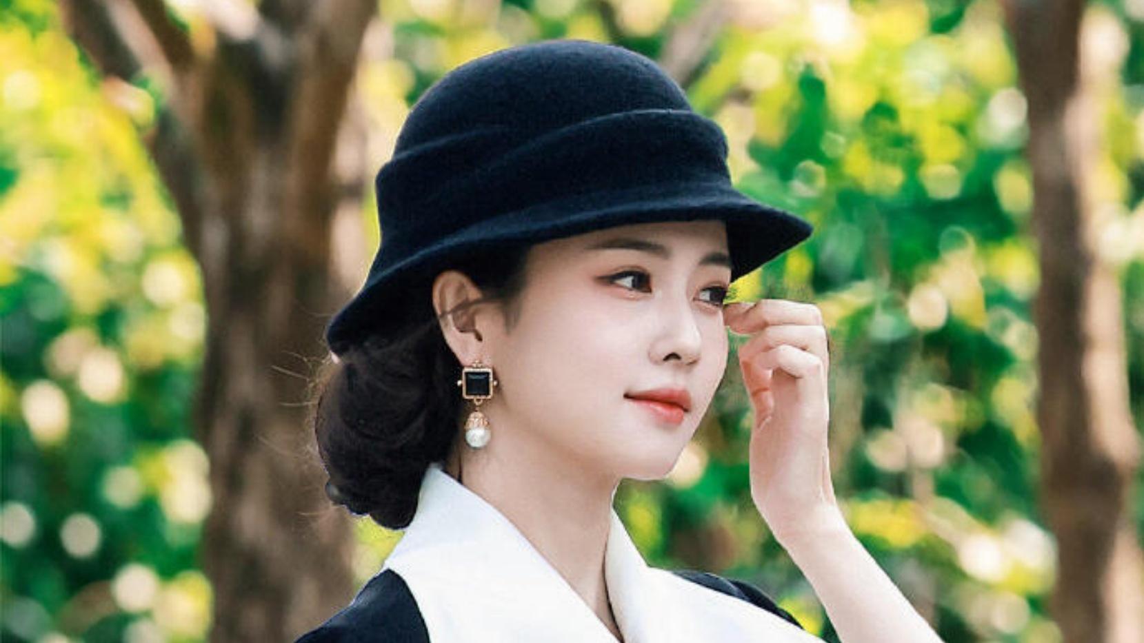 白鹿解锁留洋大小姐造型，一袭复古穿搭梦回民国