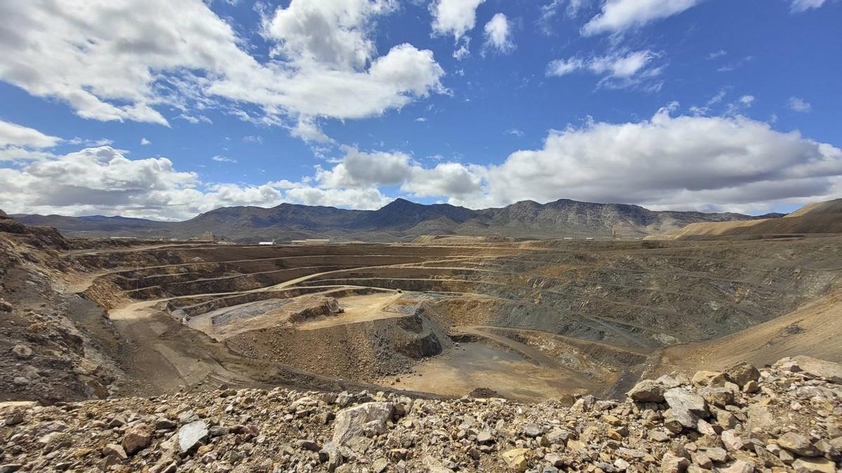 明知赢不了中国也要搞！日本砸350亿日元建稀土冶炼厂