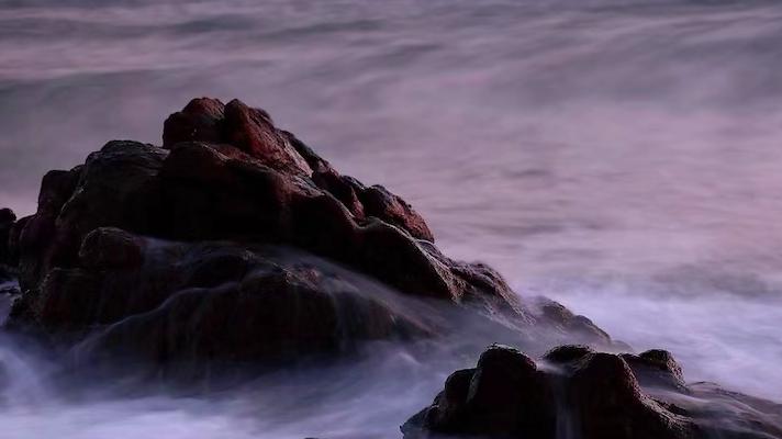 米哈游员工猝死悲剧背后：年入数百亿的游戏帝国，正加速“投资换未来”