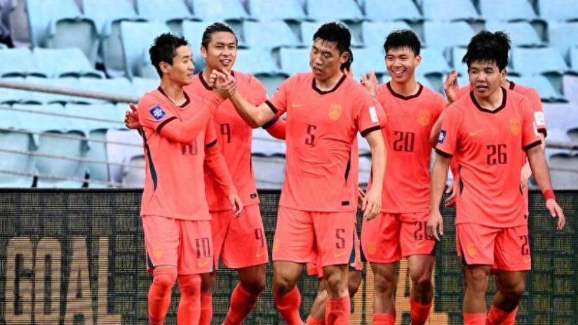 感谢喀麦隆上课! 国足0-2输球后也有三大收获, 蓄力2030年世界杯