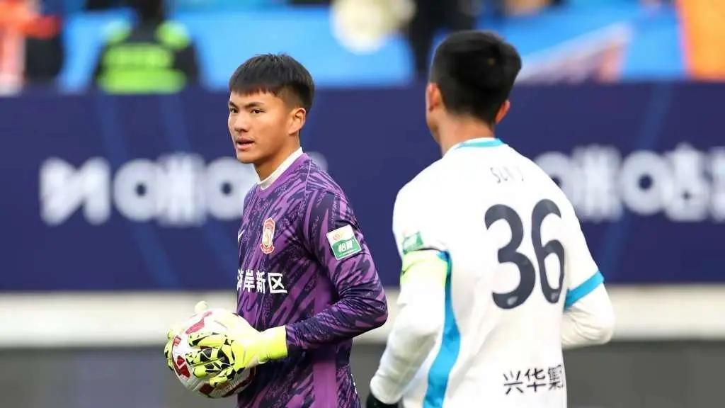 国足的“一哥”到底是谁？