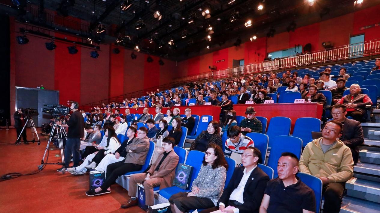 “奇点宇宙”核心平台正式发布 开启“人工智能+城市”融合发展新纪元