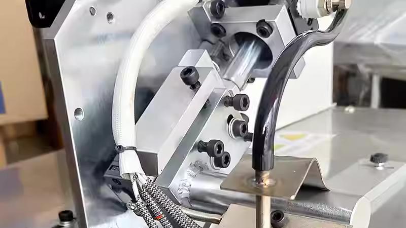 半自动宠物织带斜切电脑切带机推荐